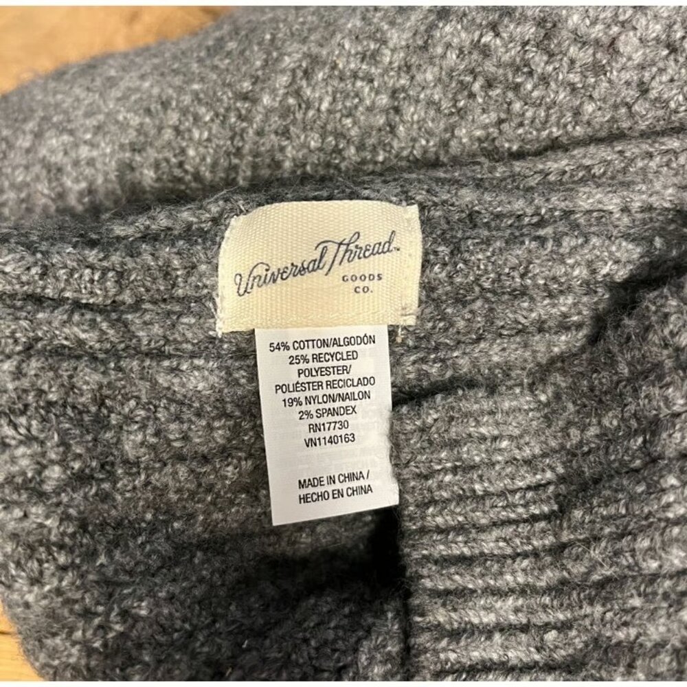 Gray Infinity Scarf Universal Thread - Picture 2 of 3